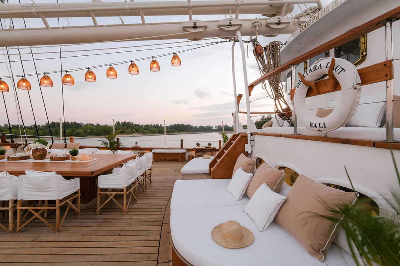 #outdoorlounge  - Mutiara Laut