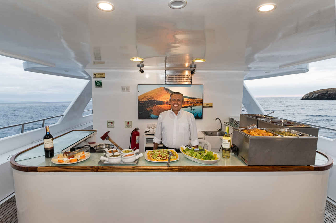 Dîner à l'extérieur - Majestic Explorer