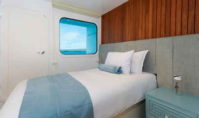 Single Cabin