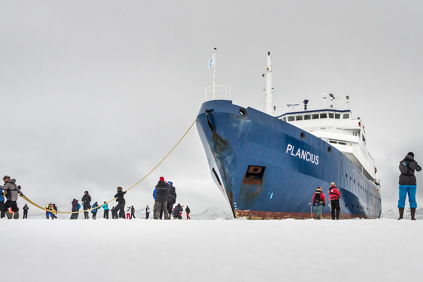 MV Plancius