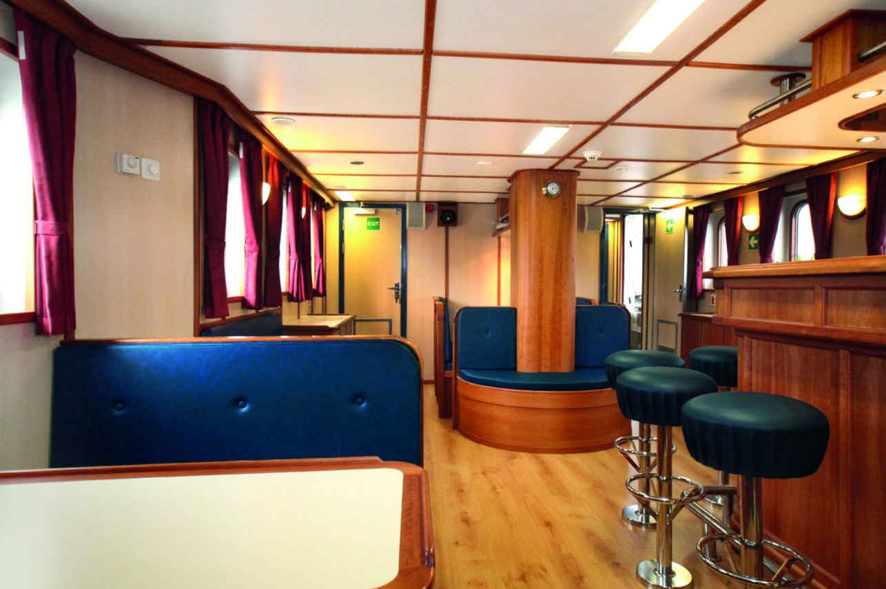 Bar and Lounge Area - Rembrandt van Rijn