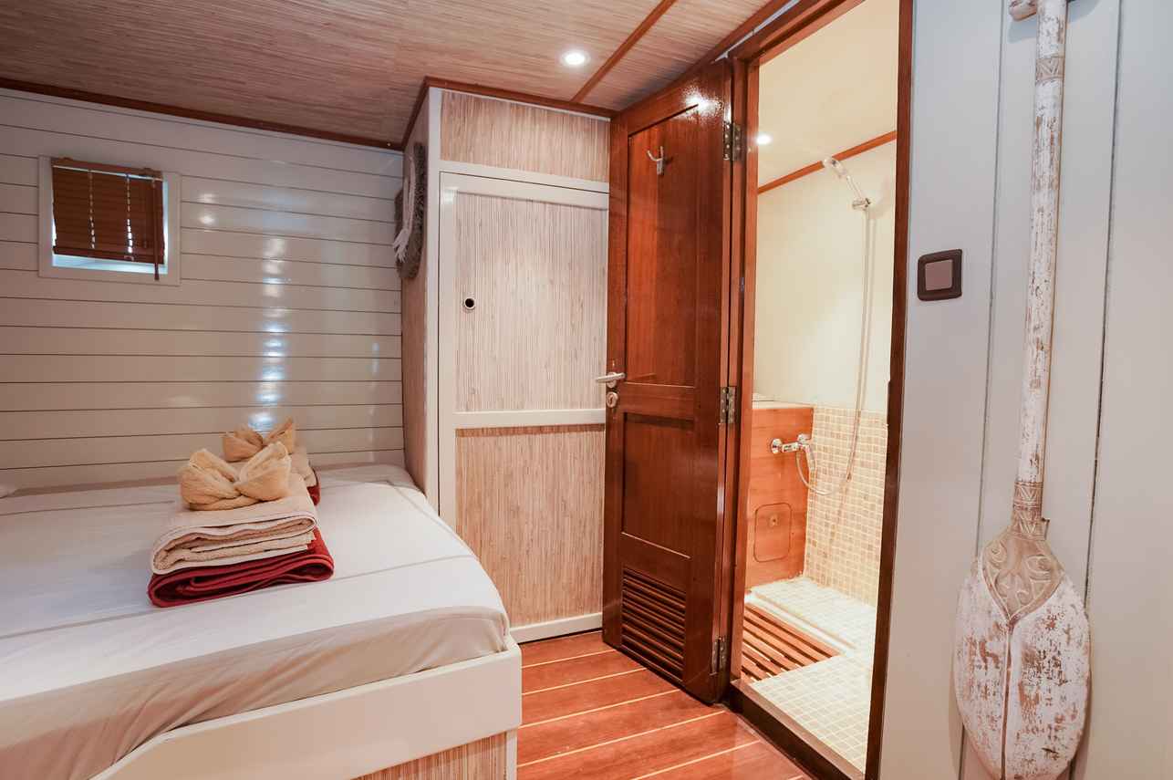 Double Cabin - Emperor Raja Laut