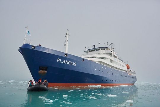 Plancius Antarctica Diving