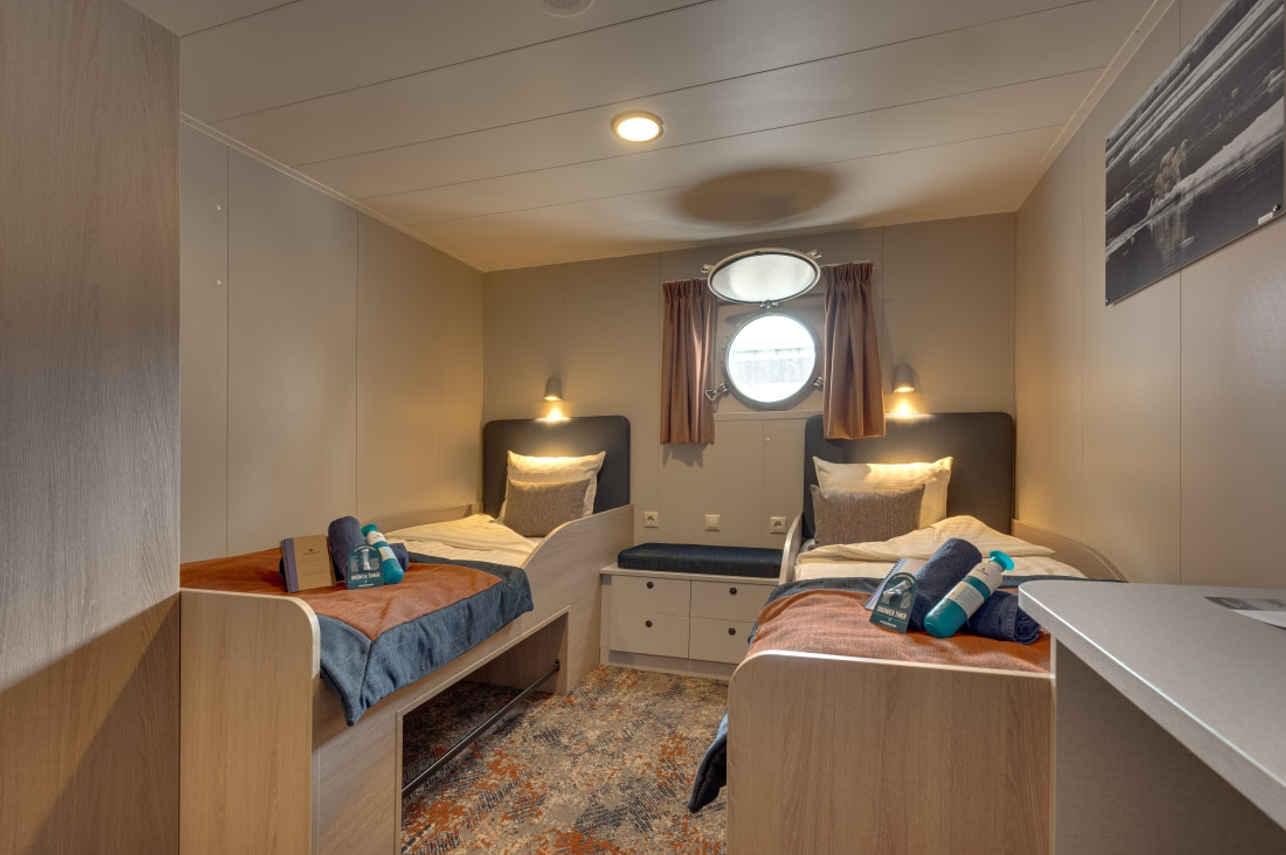 Twin Window Cabin