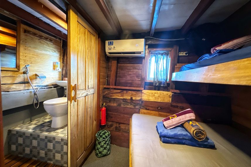 Twin Cabin - Jaya