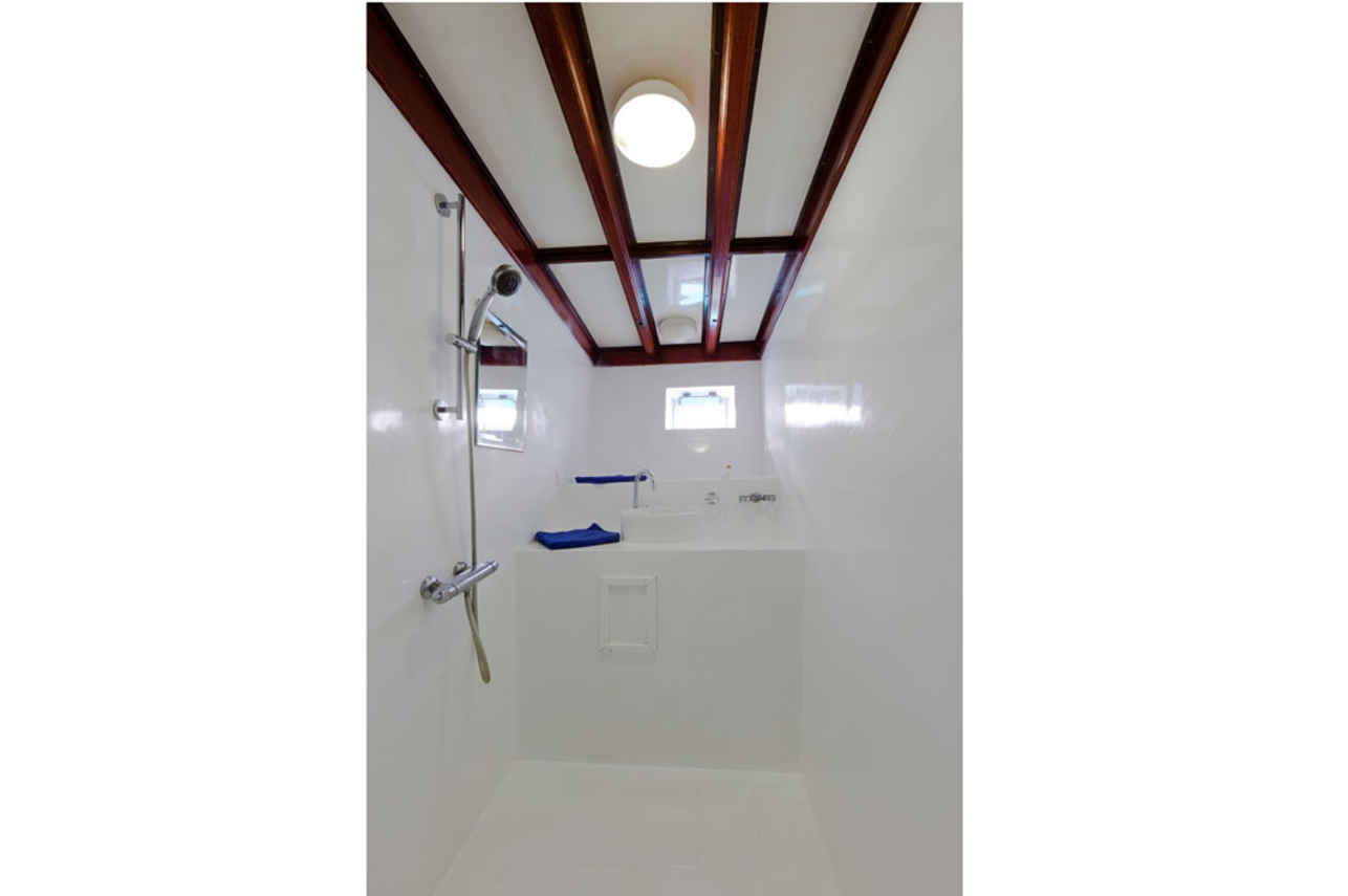 Bathroom - Nautilus One Maldives