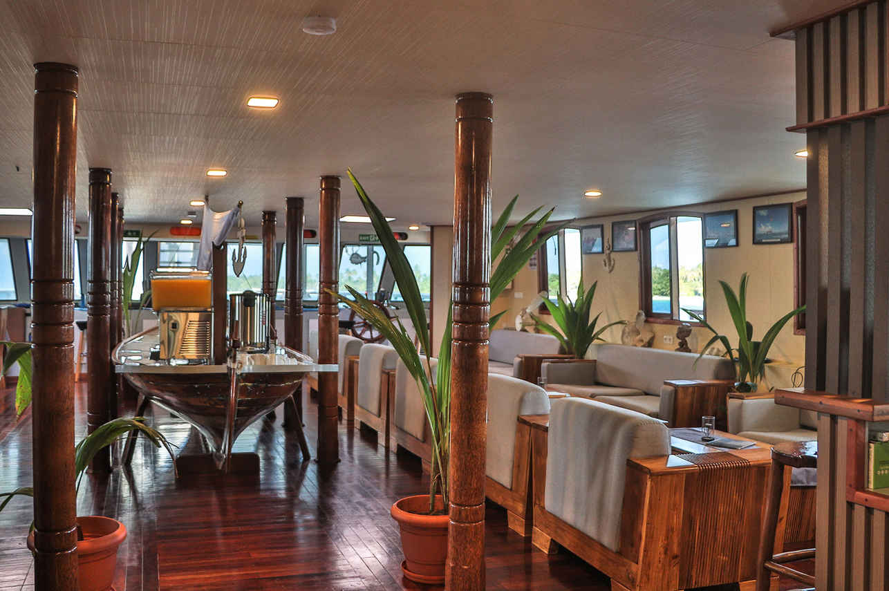 Restaurant - Nautilus Two