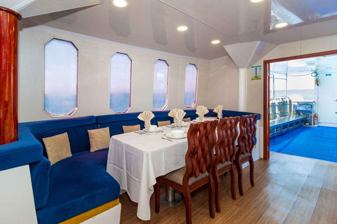 Dining Room - Danubio Azul