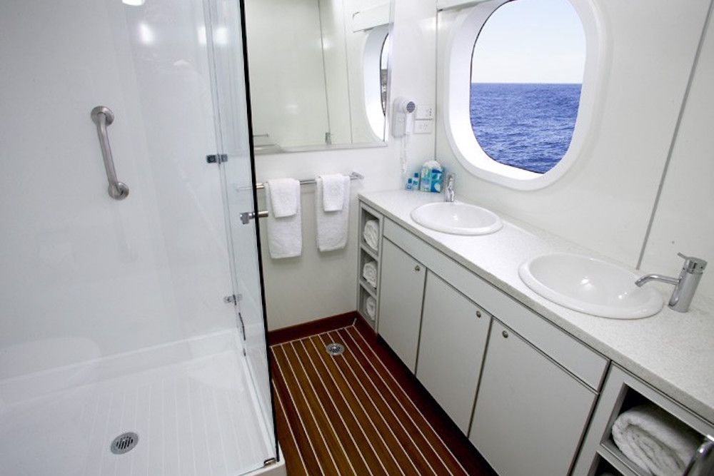 Explorer cabin bathroom