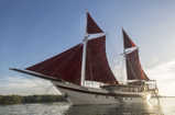 Tiare Cruise