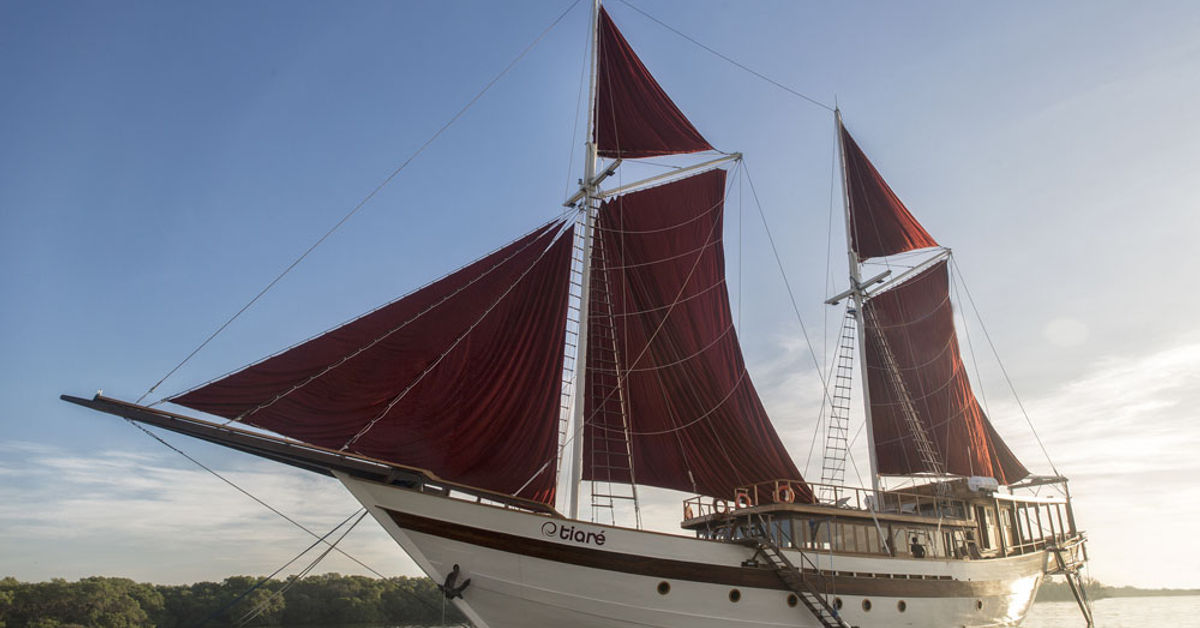 Tiare Cruise — vessel photograph