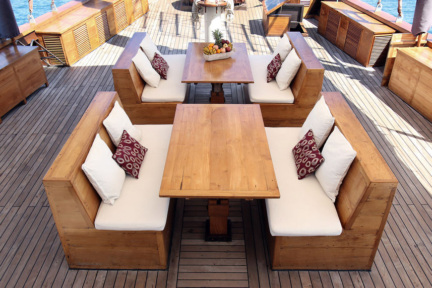 Outdoor Lounge - Tiare Cruise