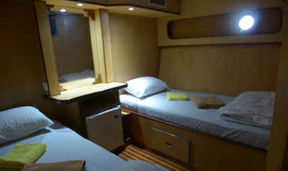 Lower Deck - Twin Cabins 
