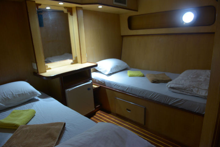 Lower Deck - Twin Cabins 