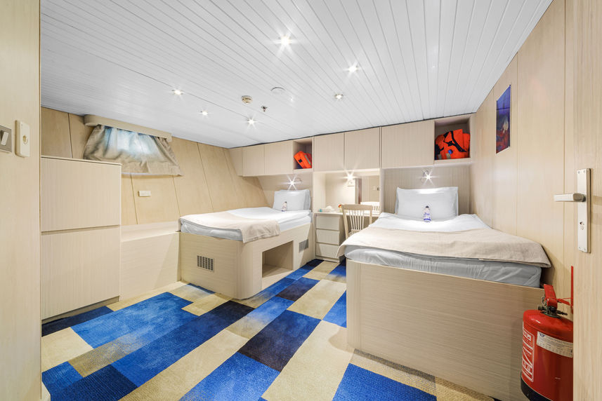 Lower Deck Cabin - Royal Evolution