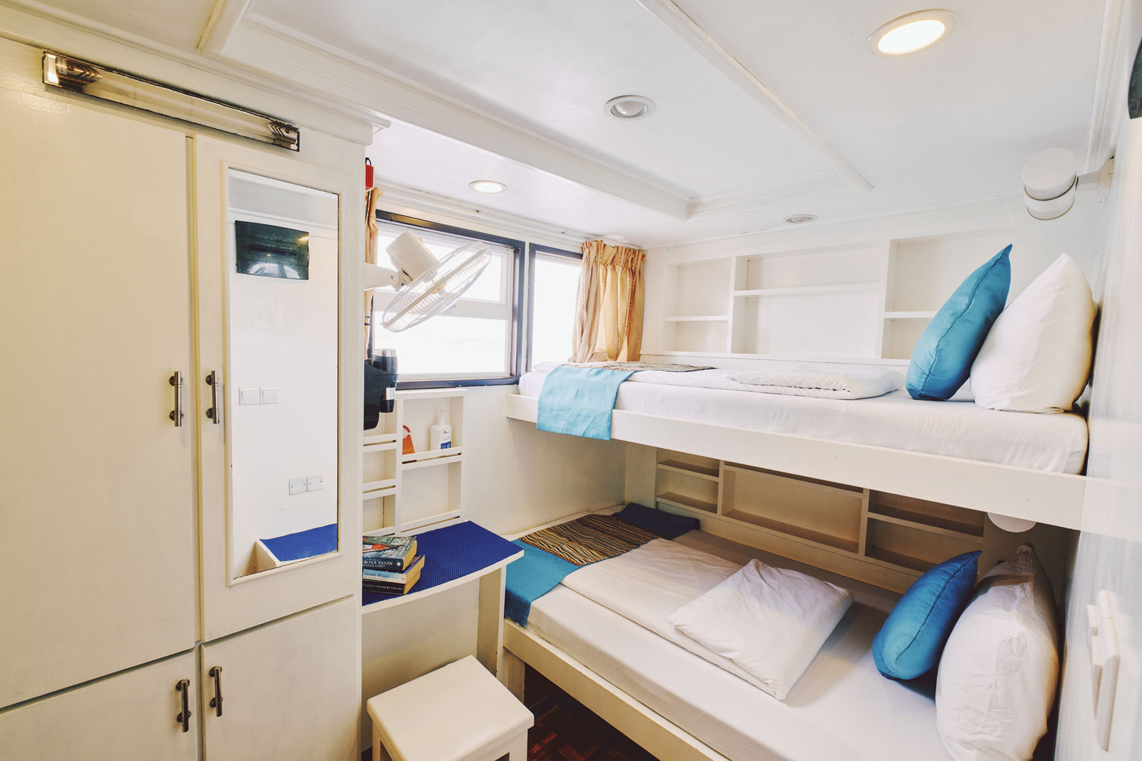 Standard Cabin, photo 1