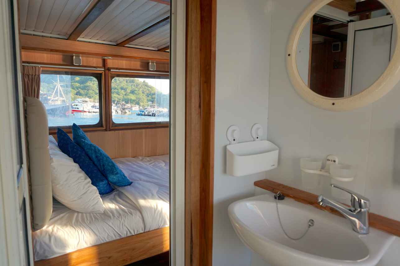 #en-suitebathrooms - NusaTara