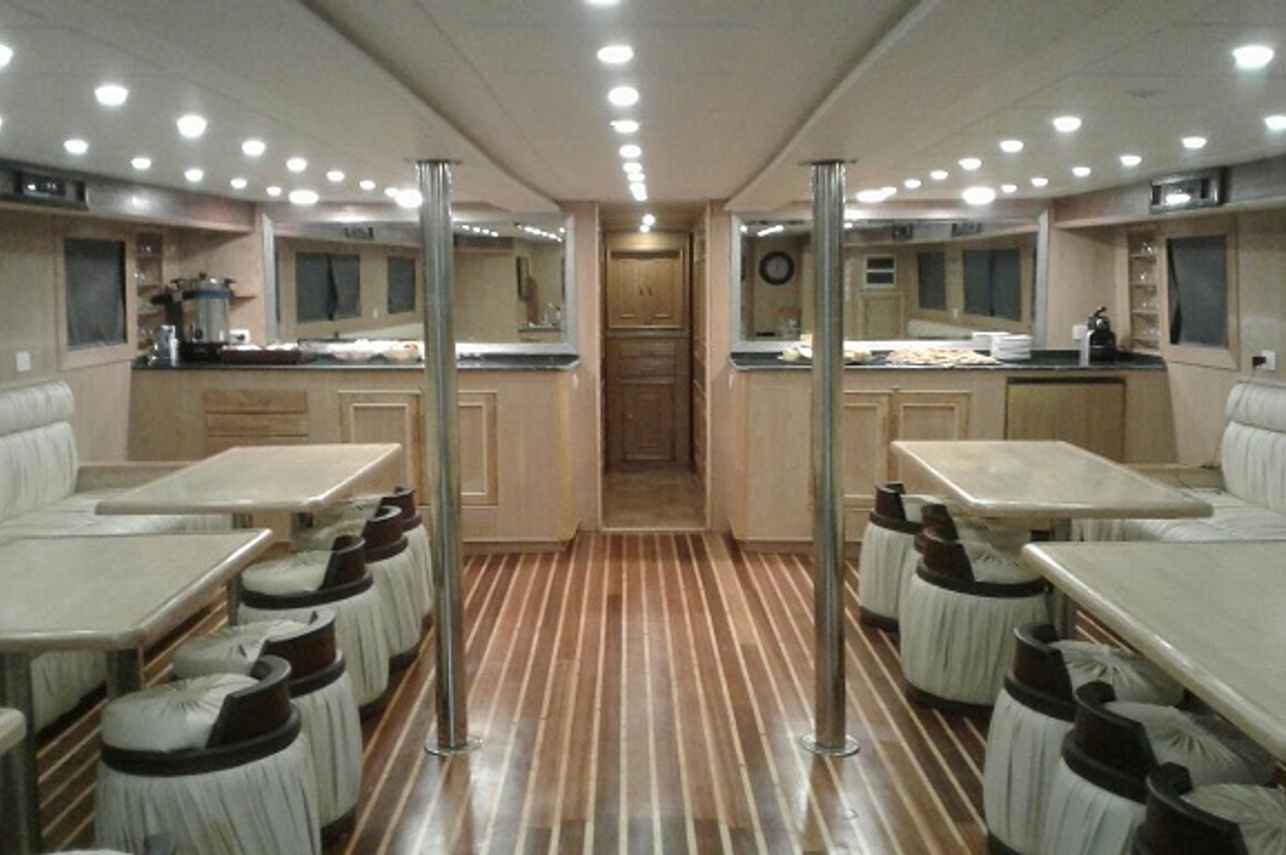 Al Farouk II Main Lounge