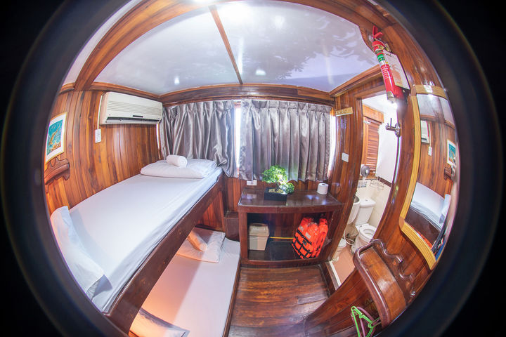 Twin En-Suite Cabin