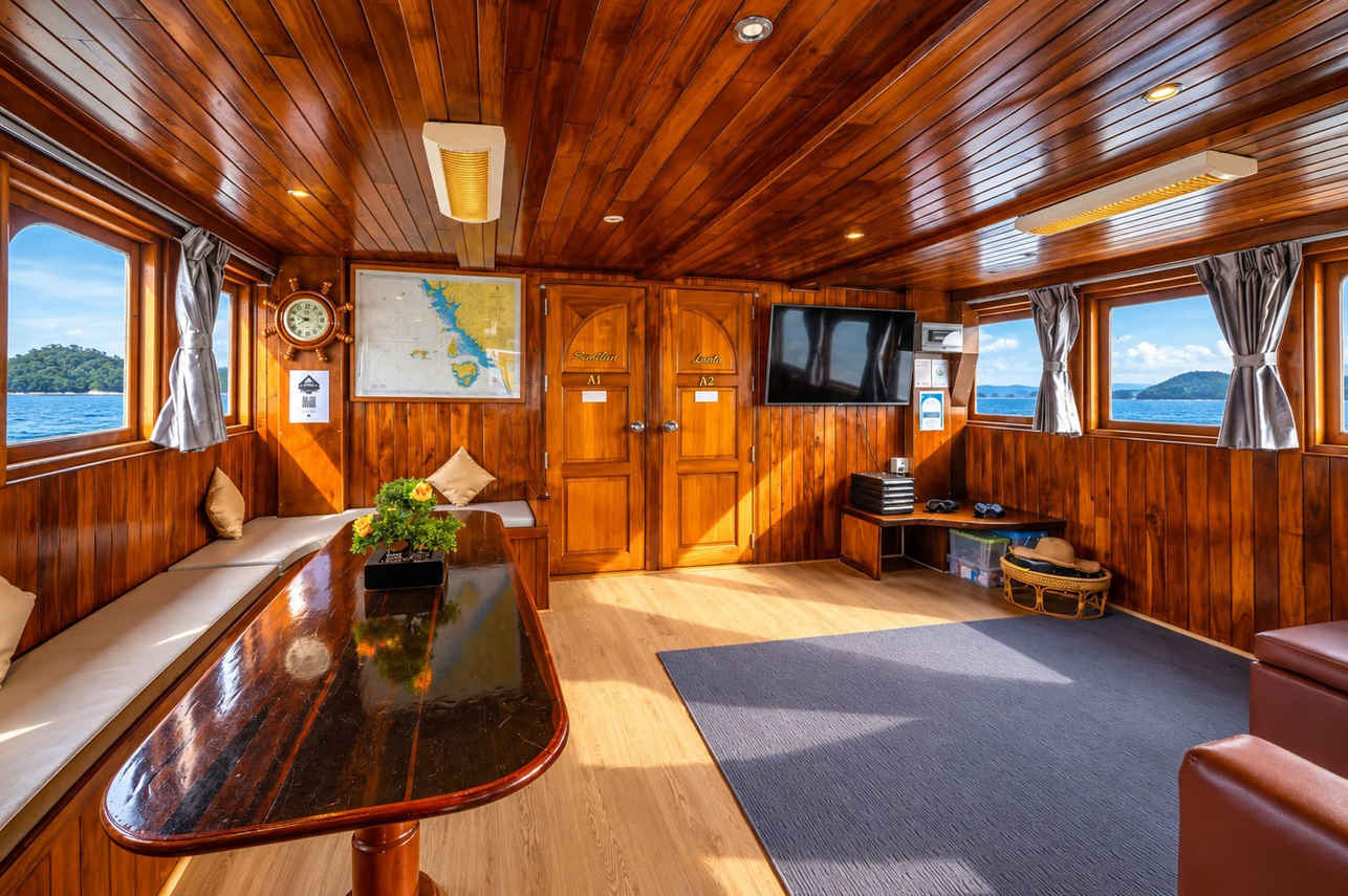 Indoor-Salon - Manta Queen 8