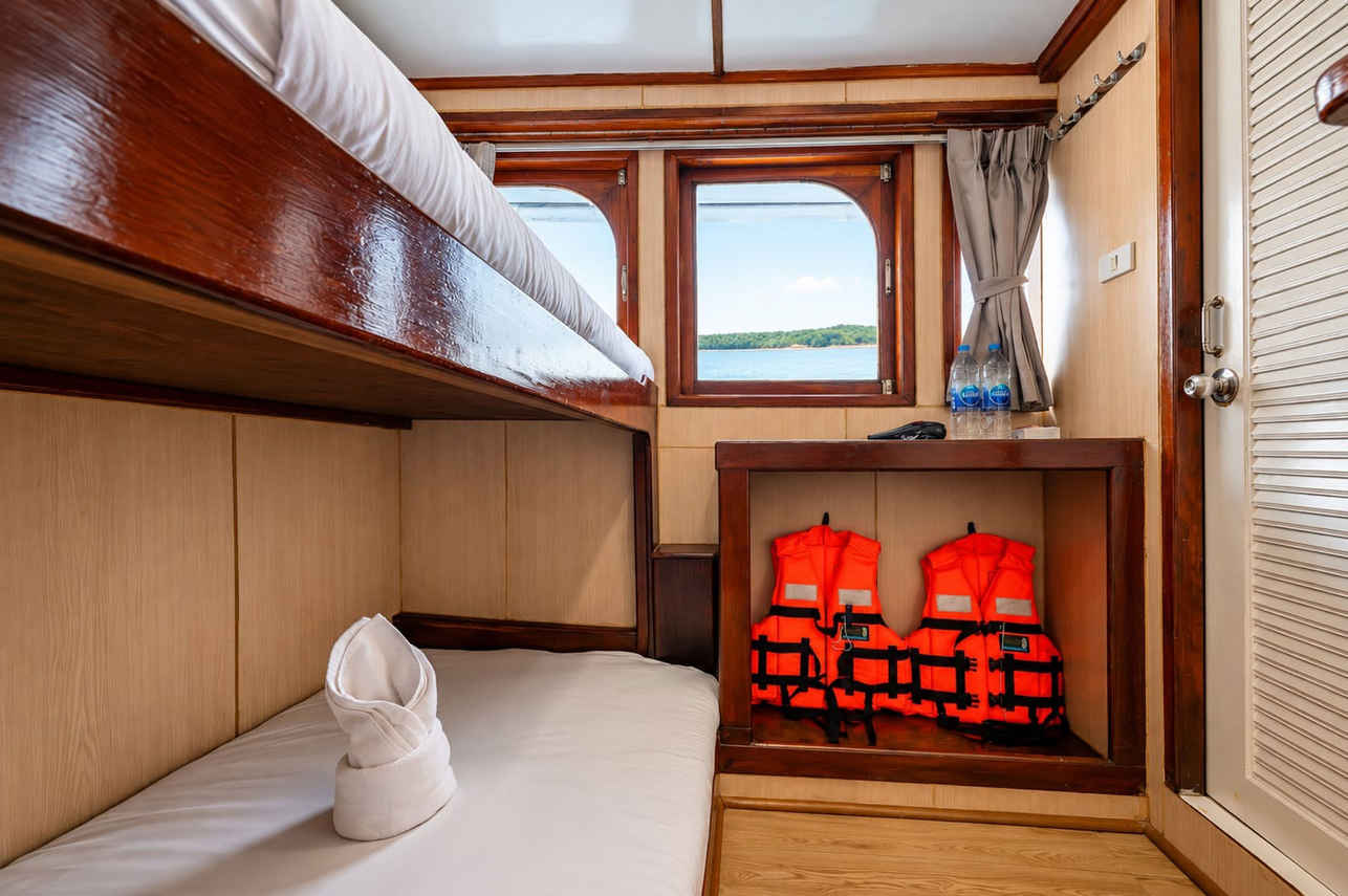 Twin En-Suite Cabin