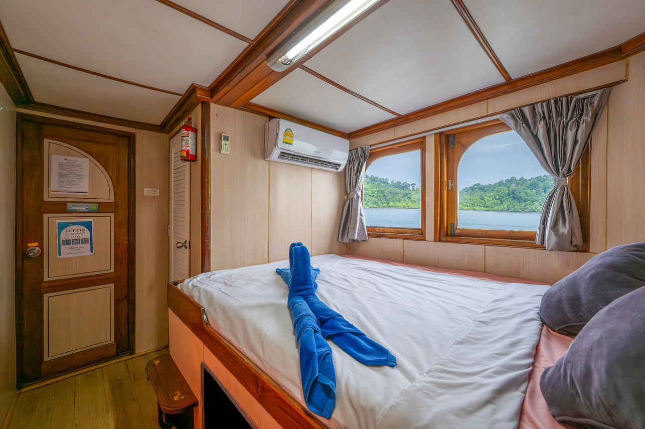 Cabina doble - Manta Queen 8