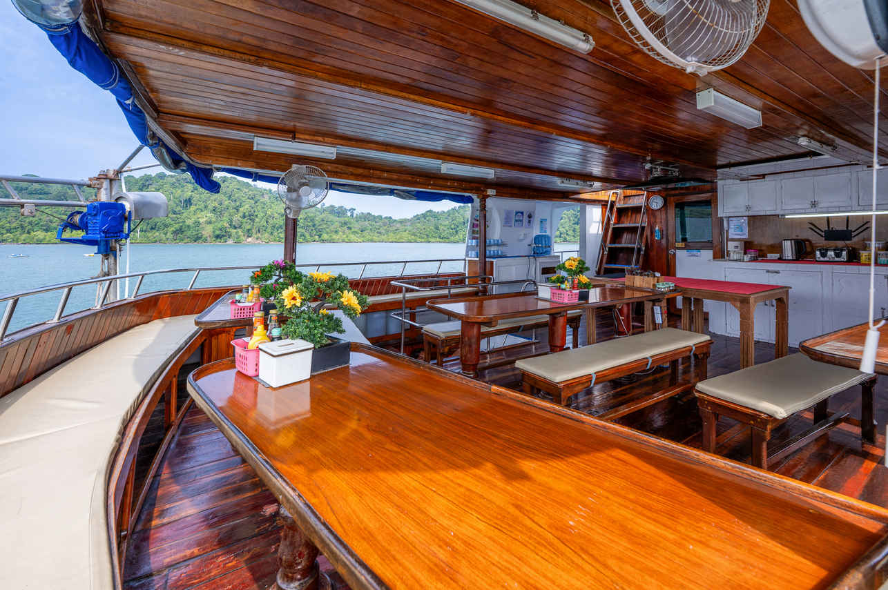 Comedor al Aire Libre - Manta Queen 8