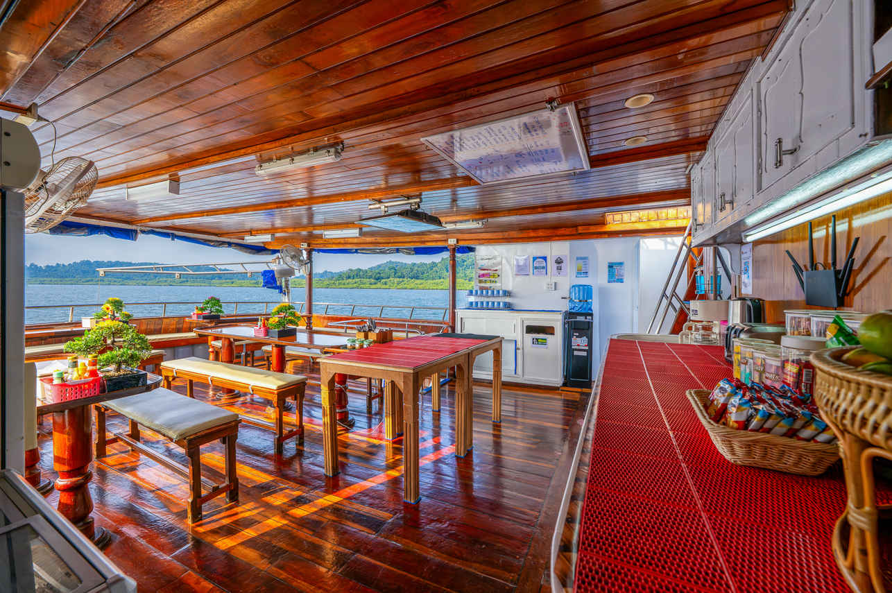 Comedor al Aire Libre - Manta Queen 8