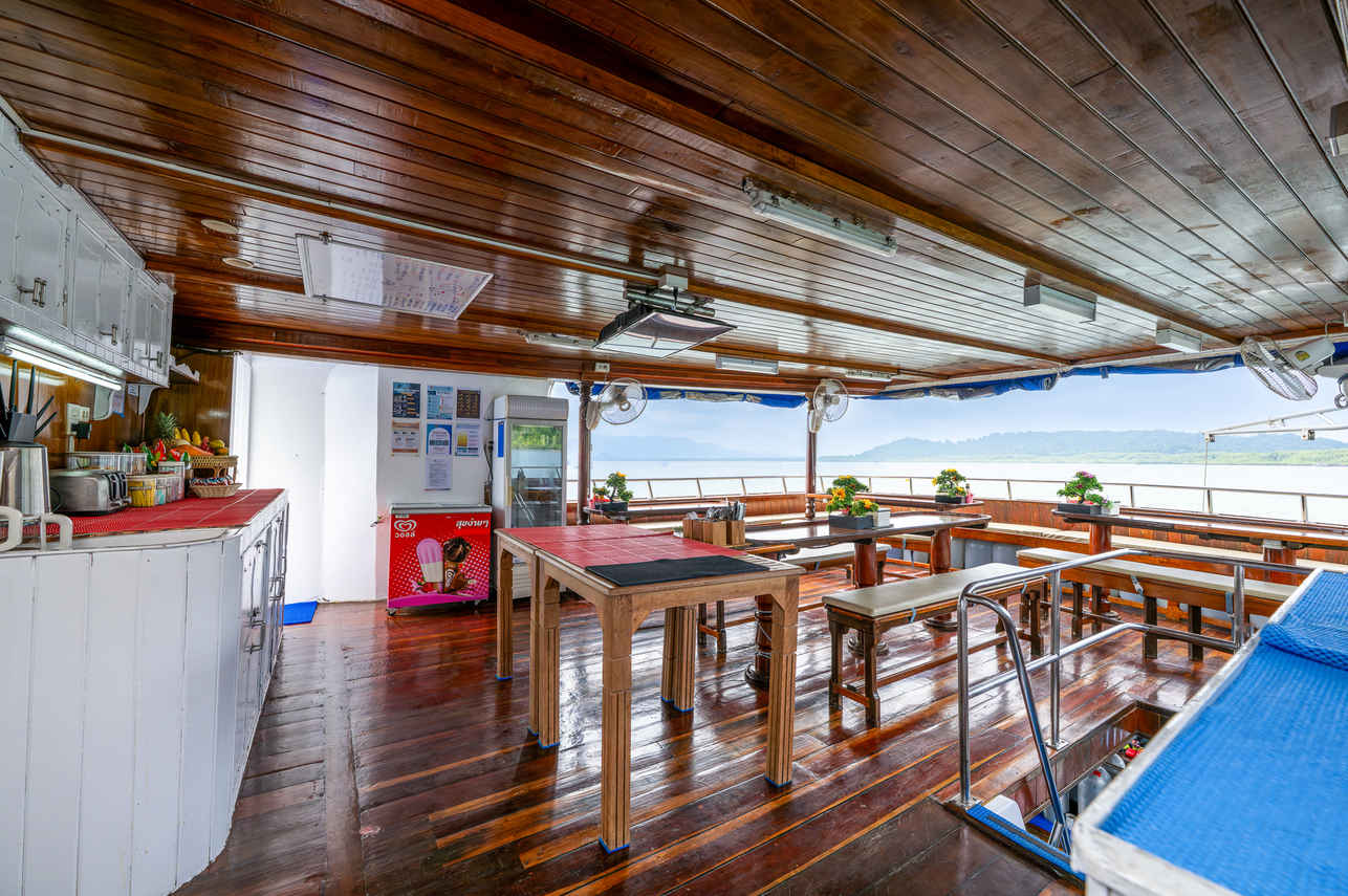 Comedor al Aire Libre - Manta Queen 8