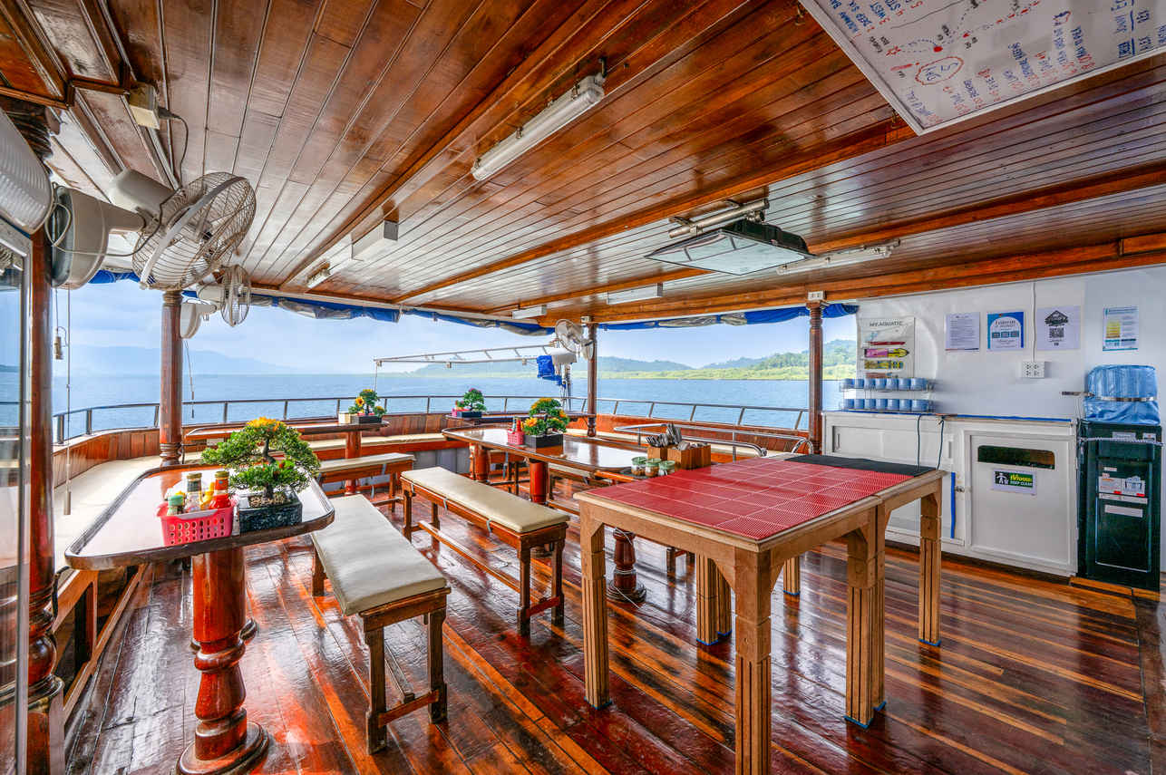 Comedor al Aire Libre - Manta Queen 8