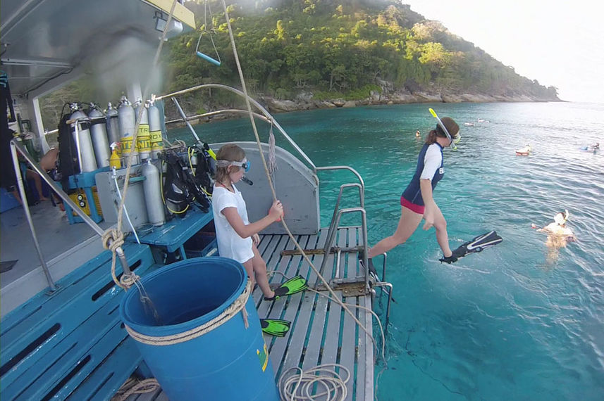Dive Deck - Oktavia Thailand