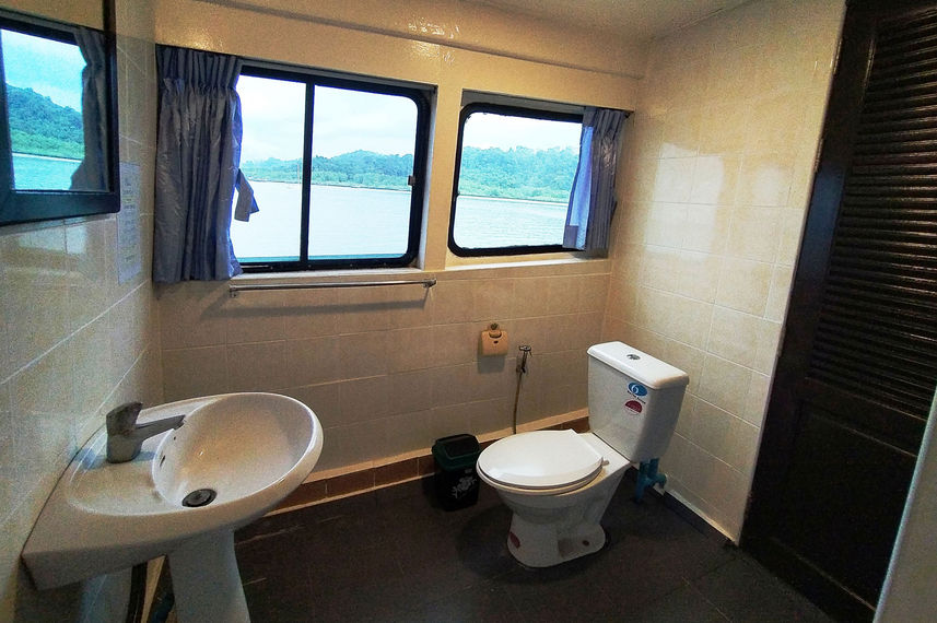 En-Suite bathrooms - Oktavia