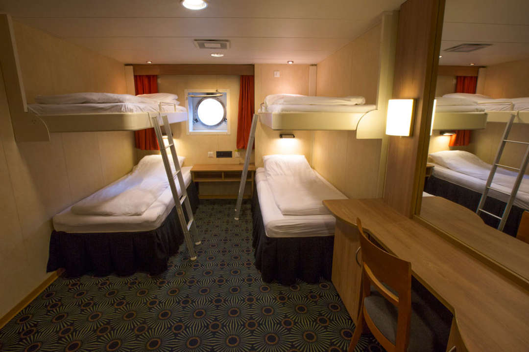 #quadcabin