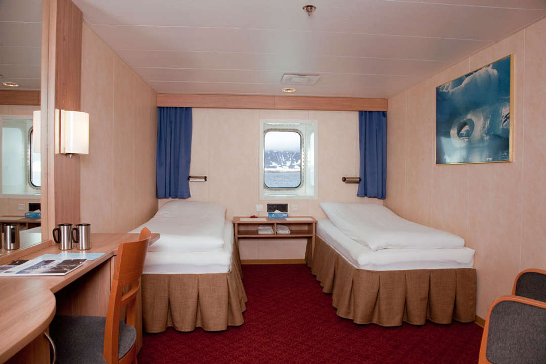 #twincabin