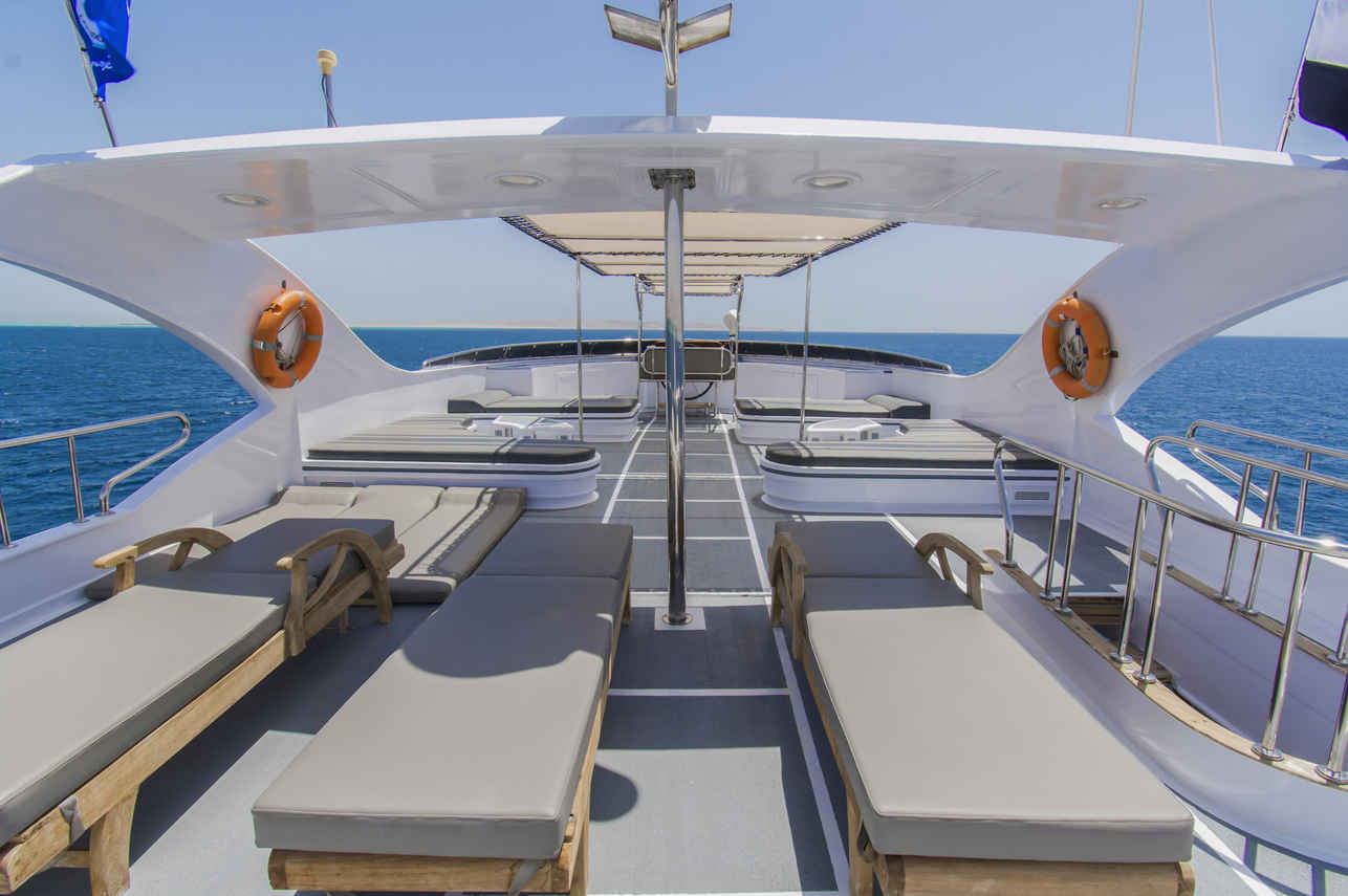 Sun Deck - Golden Dolphin III