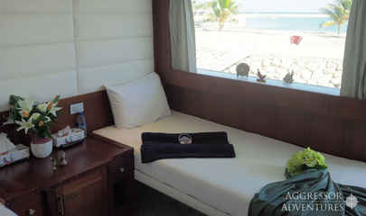 Deluxe Staterooms 1 - 6