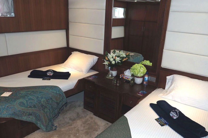 Master Twin Room Stateroom