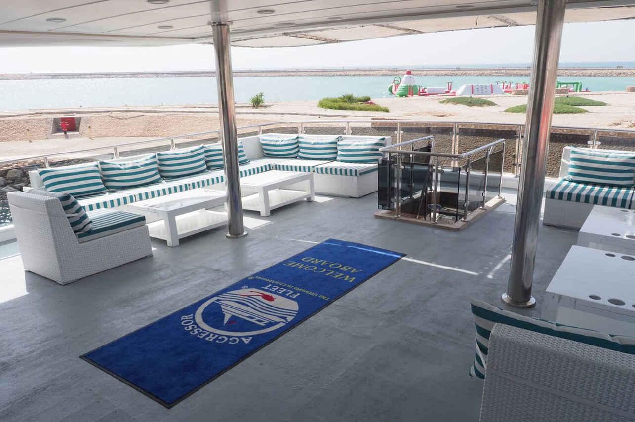 Lounge Externo - Oman Aggressor