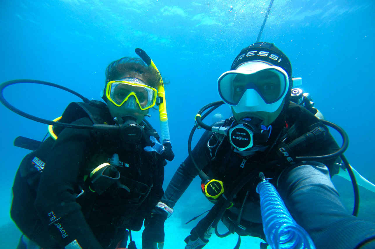 Diving - Coral Sea Dreaming