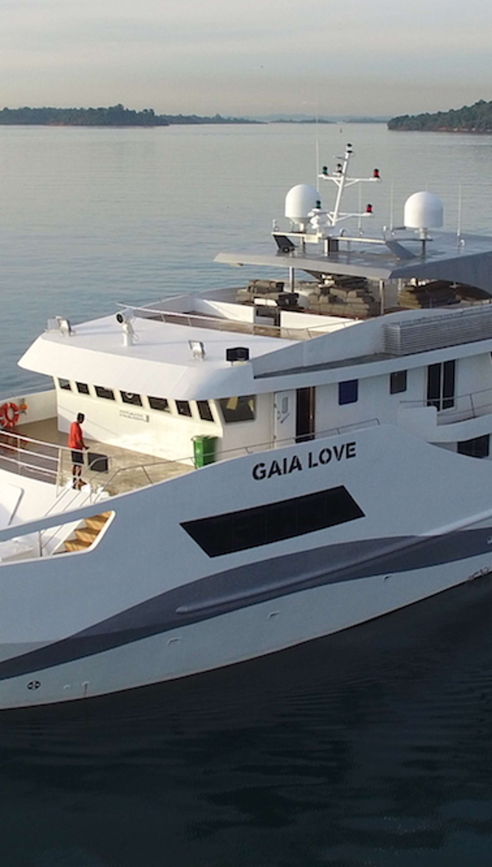 Gaia Love