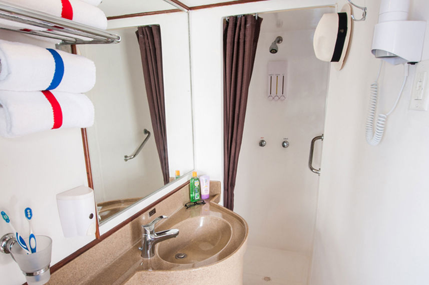 En-Suite bathrooms - Letty
