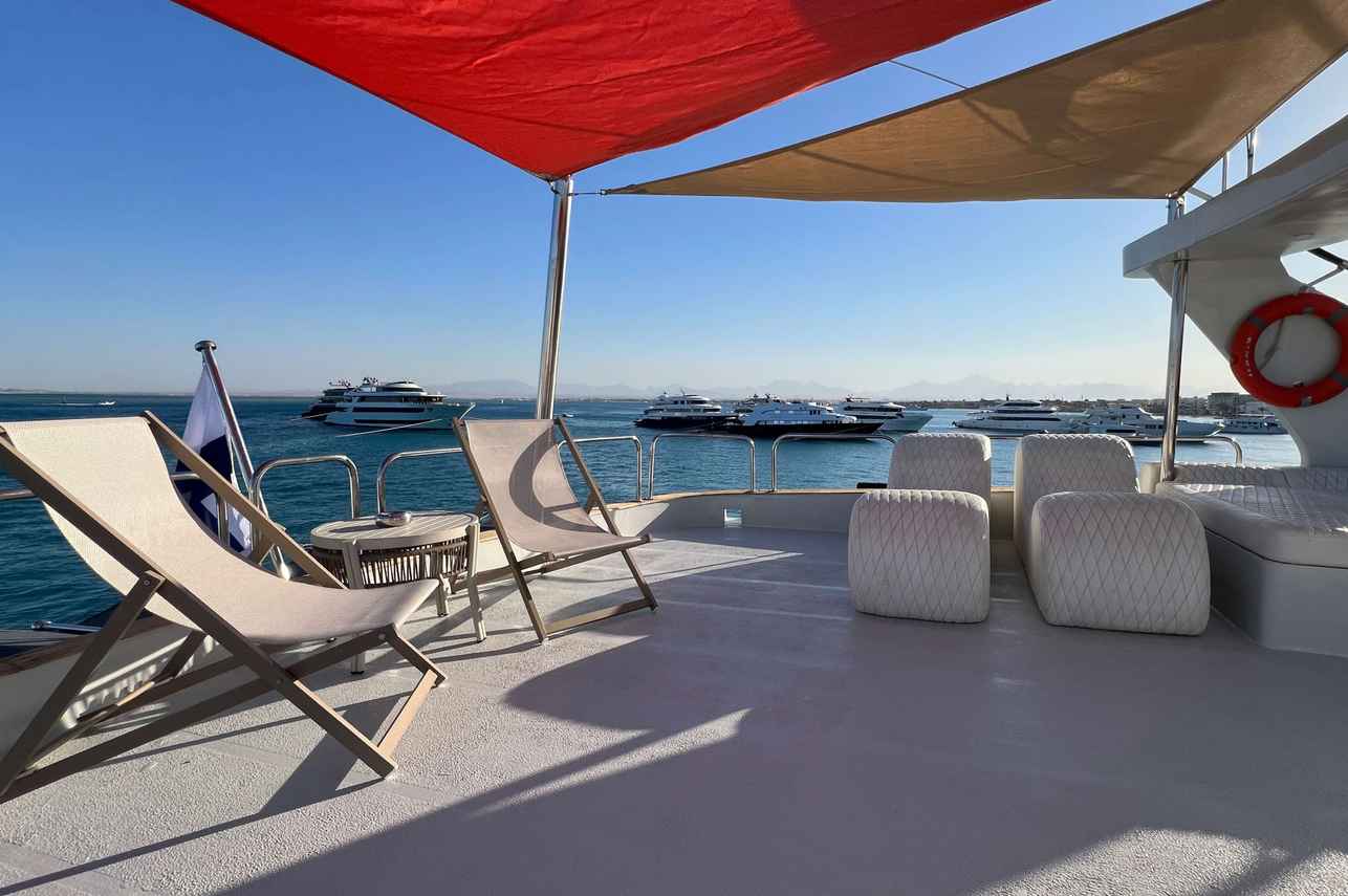 Outdoor Lounge - Aphrodite