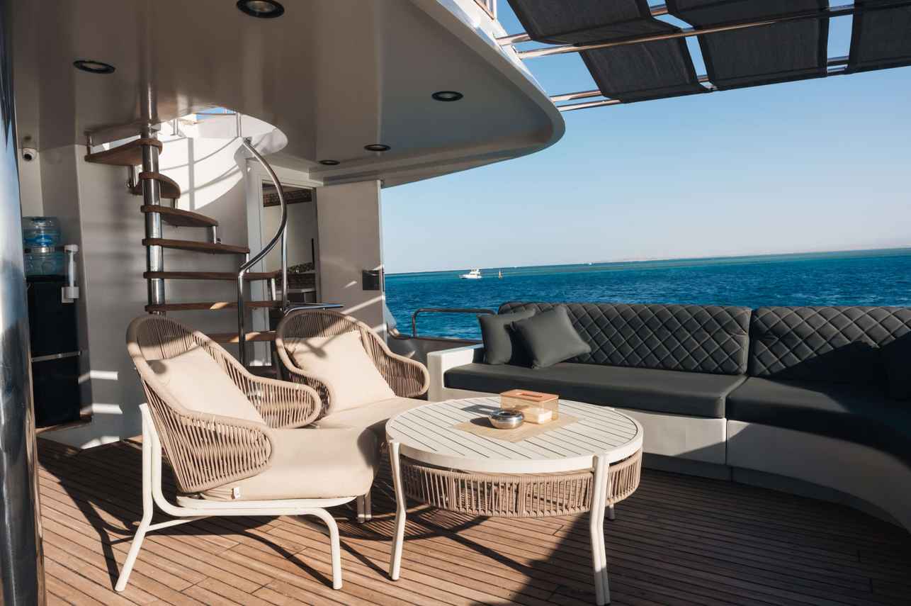Outdoor Lounge - Aphrodite