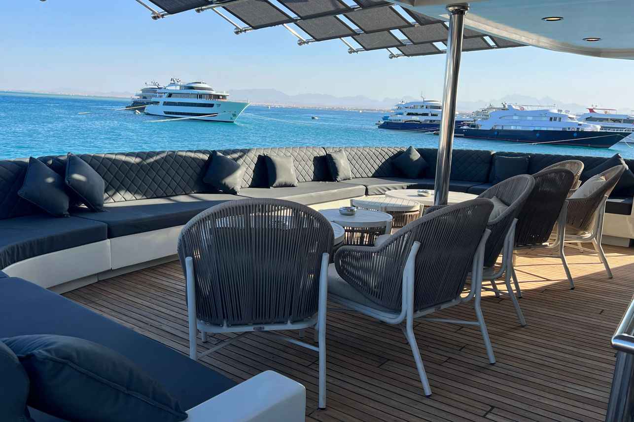 Outdoor Lounge - Aphrodite