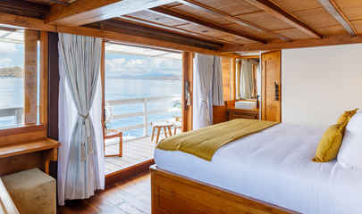 Kei Cabin - Upper Deck