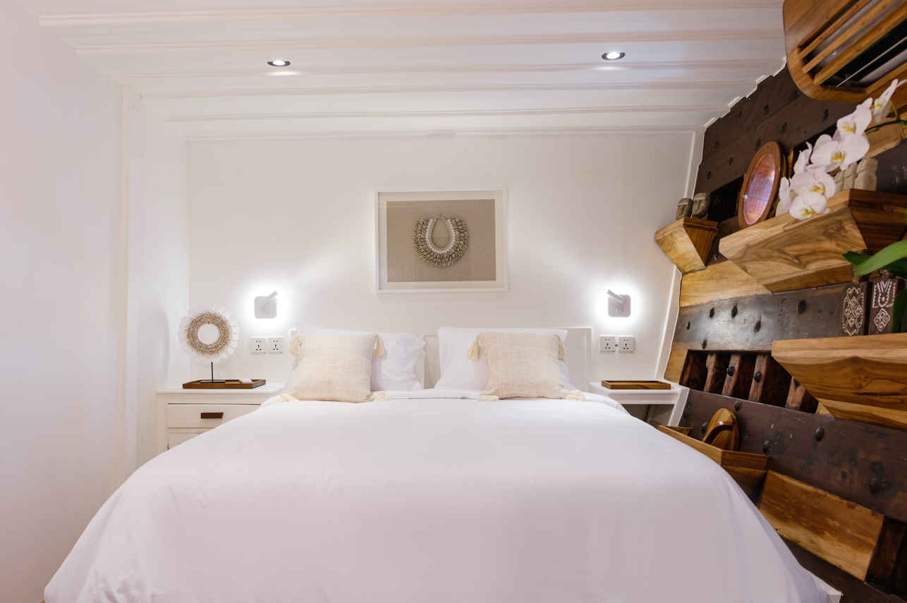 Oceanview Cabin-Portholes