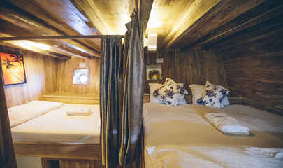 Deluxe Twin Cabin
