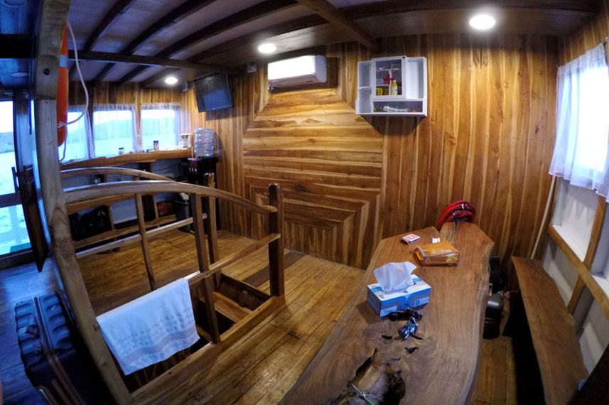 Indoor Saloon - Sinar Pagi