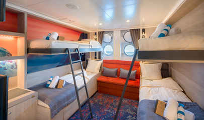 Quadruple Porthole
