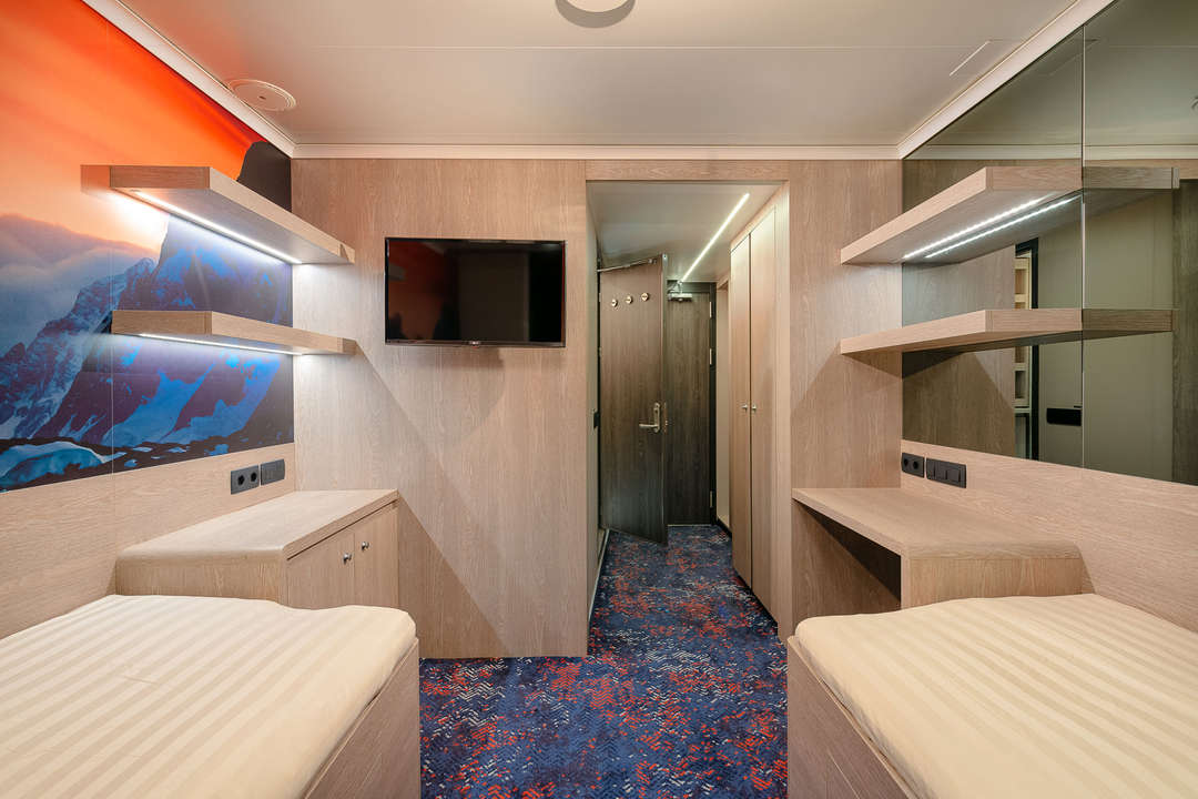 #twincabin